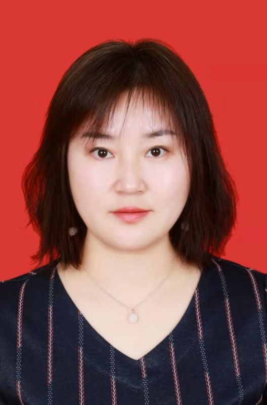 財務(wù)部主管會計(jì)：王茹